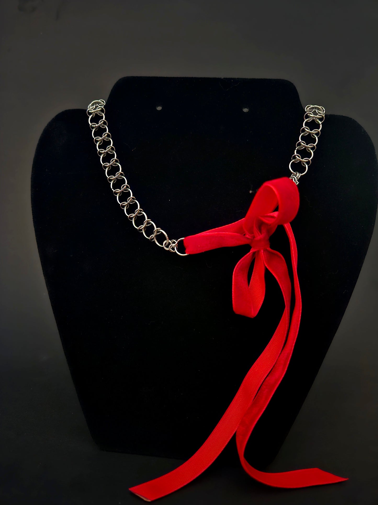 Wrapped veins (red)