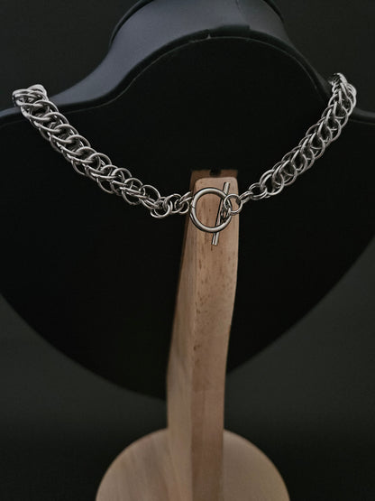 Cat Axis Bone choker