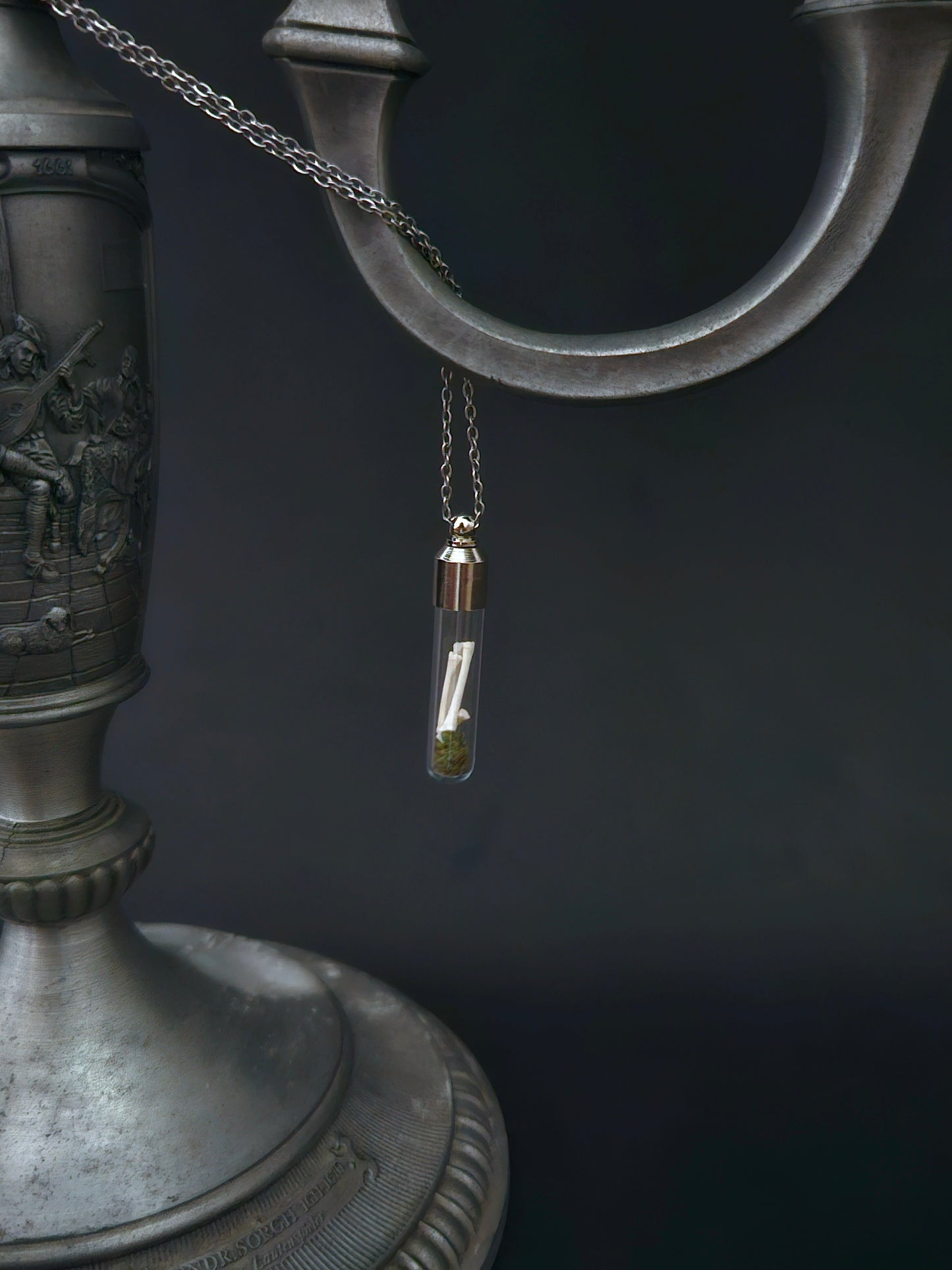 Assorted rat bone vial