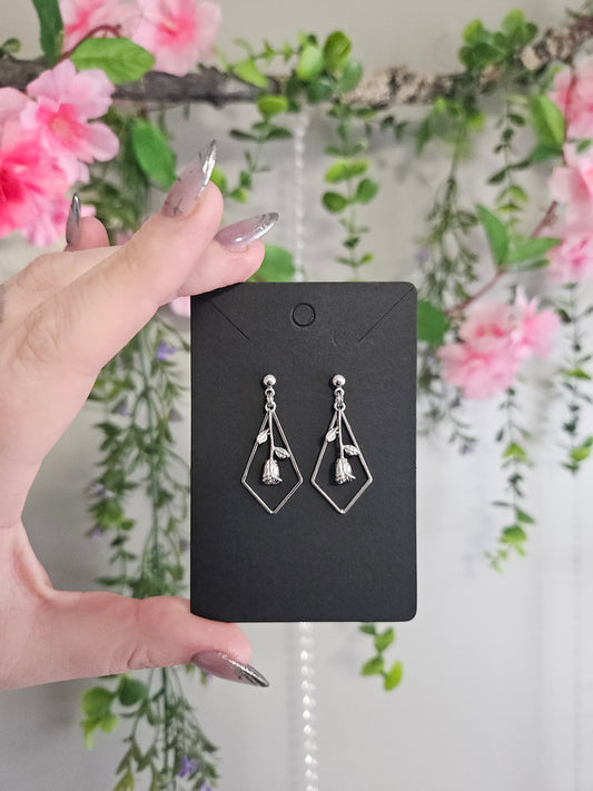 Withered rose earrings