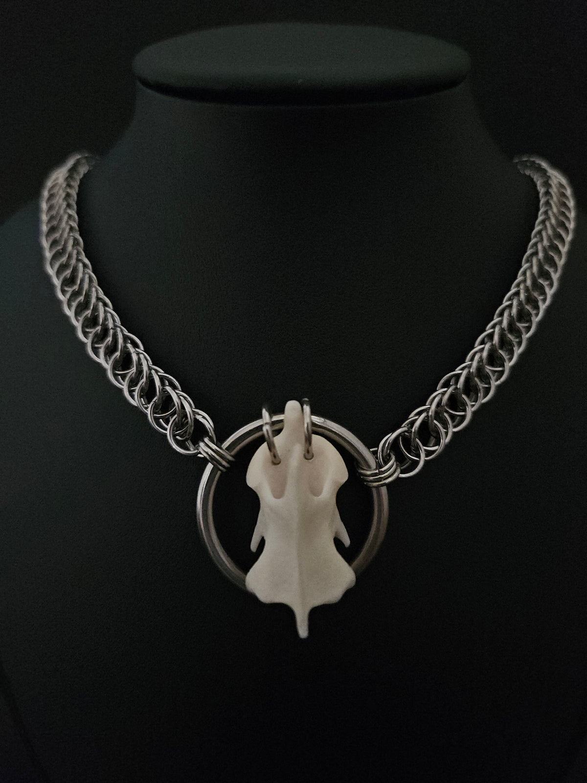 Cat Axis Bone choker