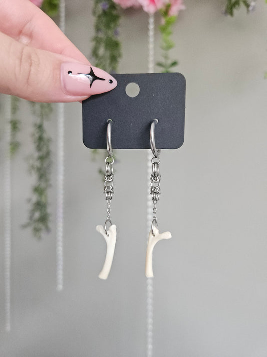 Cat bone earrings (clavicle ribs)
